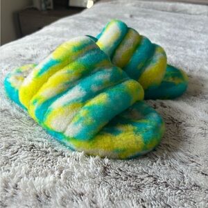 Ugh Fluff Tie Dye Slipper